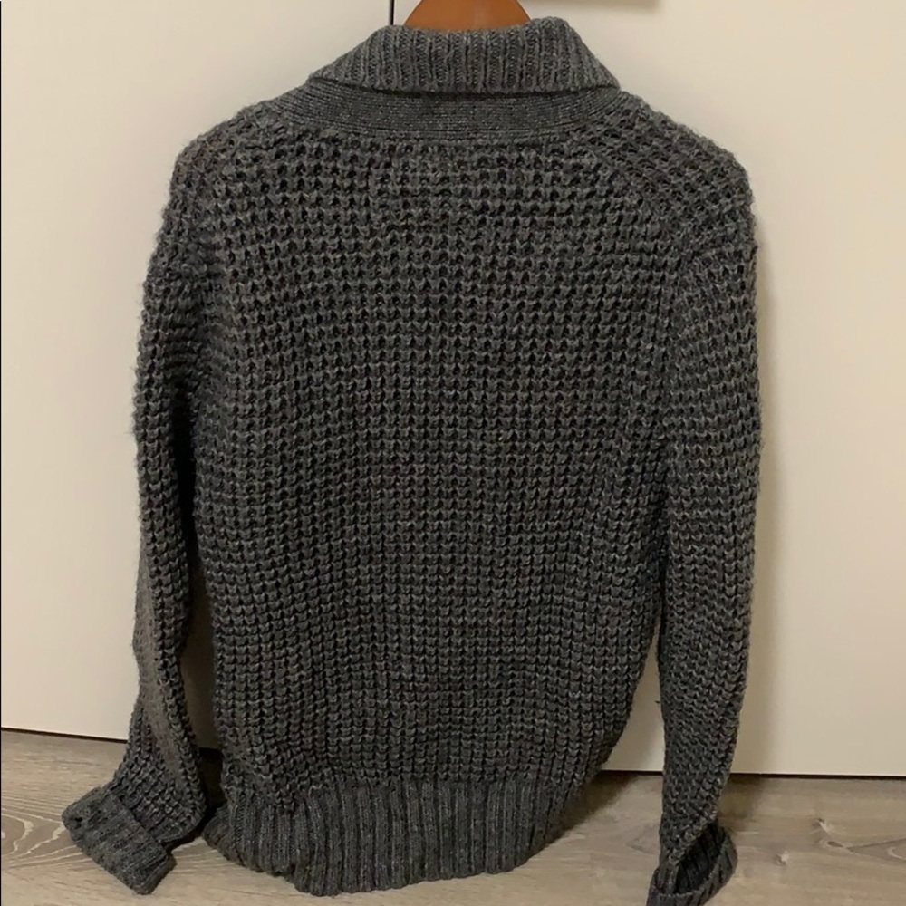 Sweater - Picture 6 of 6